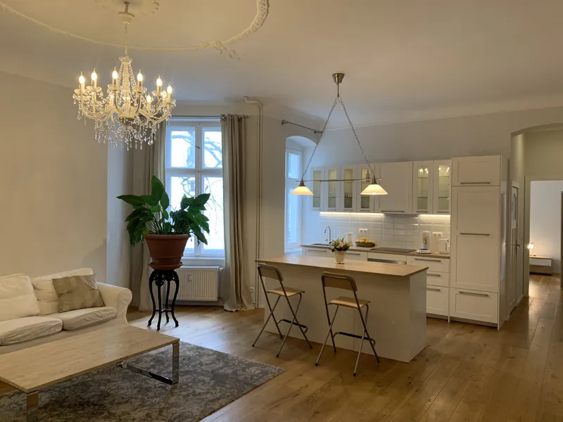 Stilvolle Stuckwohnung in Charlottenburg — photo 1